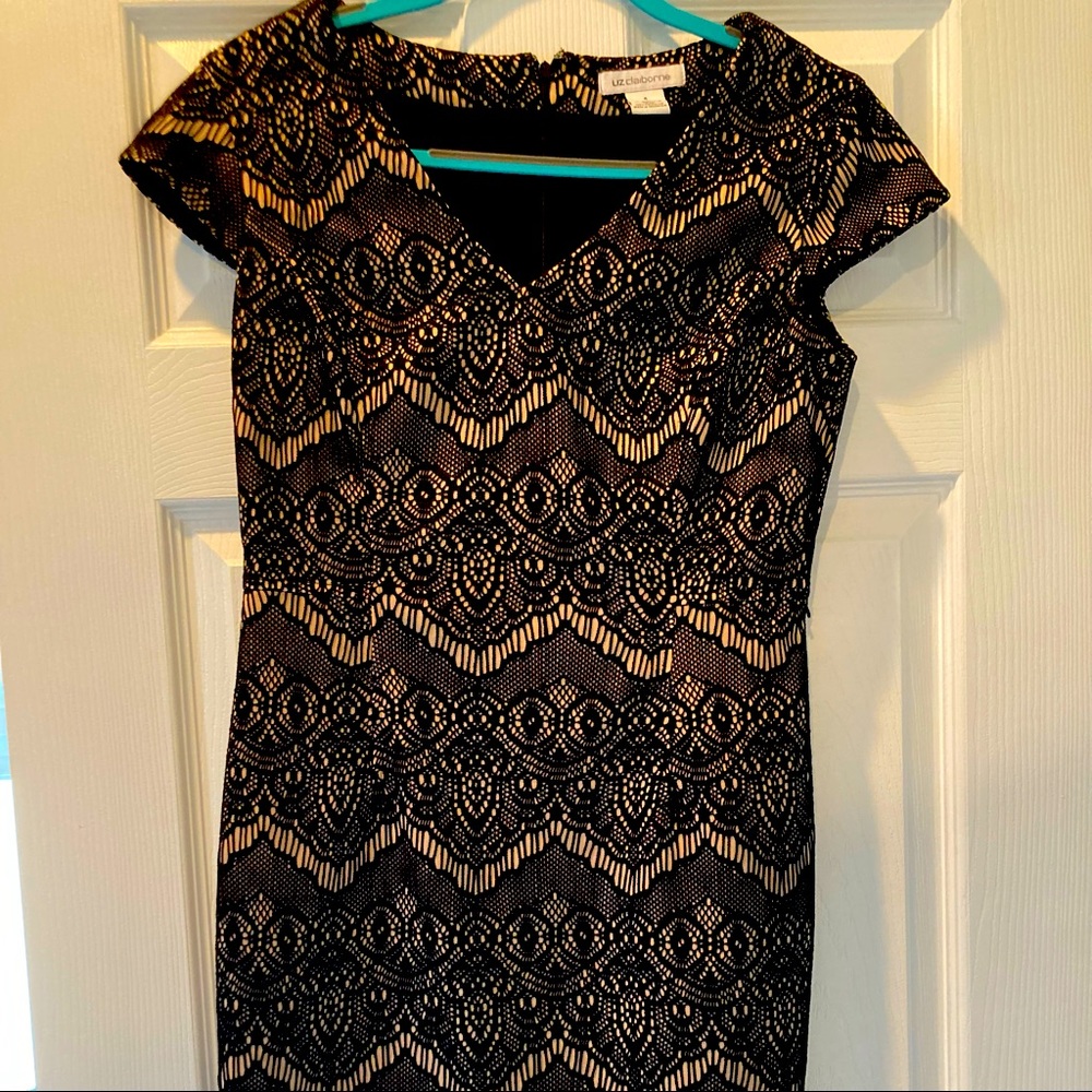 Beautiful black lace mid-length dress